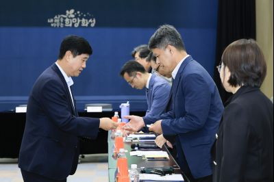 화성특례시 산업재해 예방 연구용역 협약식 및 착수보고회 photo_resize01.jpg