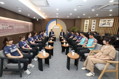 화성도시공사 탁구선수단 방문 photo_resize03.jpg