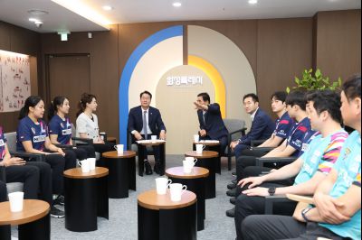 화성도시공사 탁구선수단 방문 photo_resize10.jpg