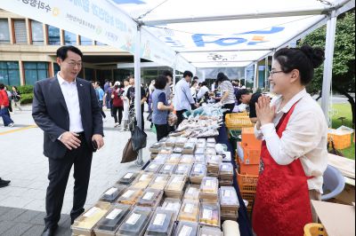 화성로컬푸드 직거래장터 개최(국회) photo_resize19.jpg