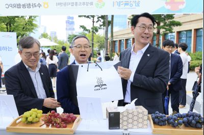 화성로컬푸드 직거래장터 개최(국회) photo_resize09.jpg