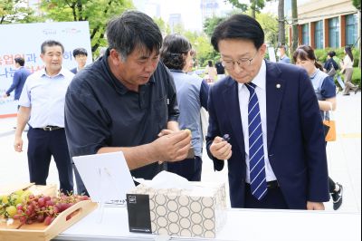 화성로컬푸드 직거래장터 개최(국회) photo_resize10.jpg