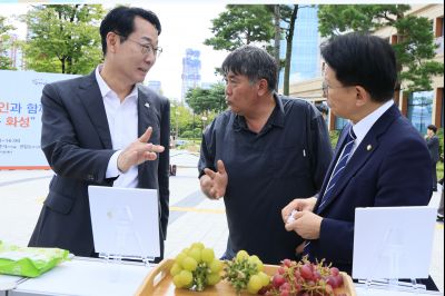 화성로컬푸드 직거래장터 개최(국회) photo_resize11.jpg