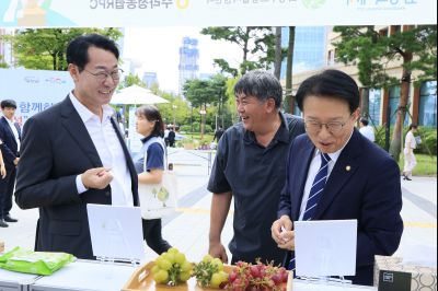 화성로컬푸드 직거래장터 개최(국회) photo_resize12.jpg