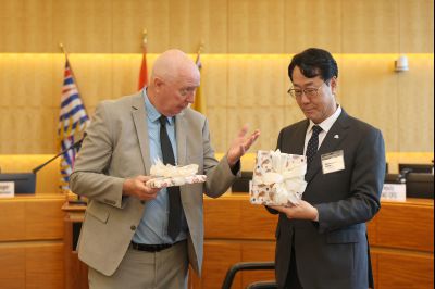 캐나다 버나비시 MOU체결 photo_resize65.jpg