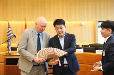 캐나다 버나비시 MOU체결 photo_resize69.jpg