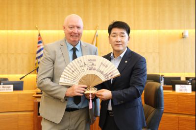 캐나다 버나비시 MOU체결 photo_resize70.jpg