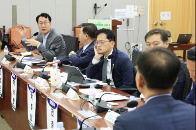 기본사회 실행 지방정부 정책발표회 photo_resize23.jpg
