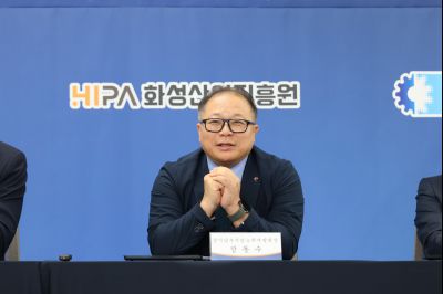 장애인 직업능력 향상 및 고용환경 조성을 위한 업무 협약식  3J2A7423_resize.JPG