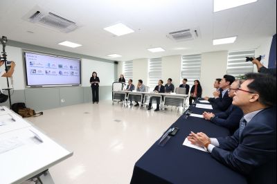 장애인 직업능력 향상 및 고용환경 조성을 위한 업무 협약식  3J2A7502_resize.JPG