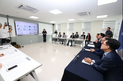 장애인 직업능력 향상 및 고용환경 조성을 위한 업무 협약식  3J2A7503_resize.JPG