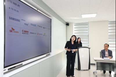 장애인 직업능력 향상 및 고용환경 조성을 위한 업무 협약식  3J2A7506_resize.JPG