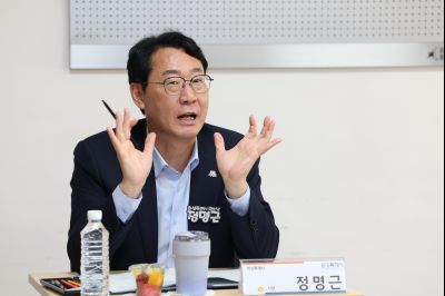화성특례시장 청년 사회복지사 정담회 3J2A7848_resize.JPG