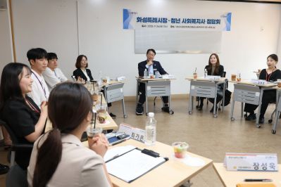 화성특례시장 청년 사회복지사 정담회 3J2A7944_resize.JPG