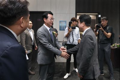 2025 전국지방자치 일자리대상 시상식 photo_resize10.jpg