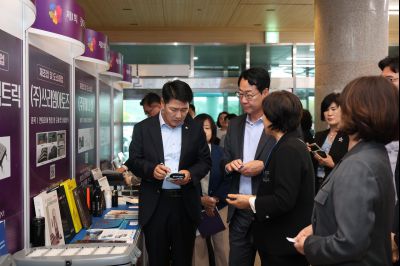 2025 경기우수여성기업 공동구매 상담회 3J2A2038_resize.JPG