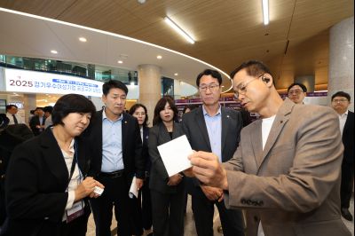 2025 경기우수여성기업 공동구매 상담회 3J2A2120_resize.JPG