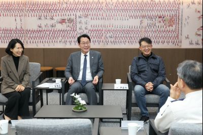 자살대책추진본부(TF) 응급대응 경찰, 소방 협약식 20251114일 자살대책추진본부(TF)응급대응 경찰,소방 협약식(시청 중앙회의실) (2)_resize.JPG