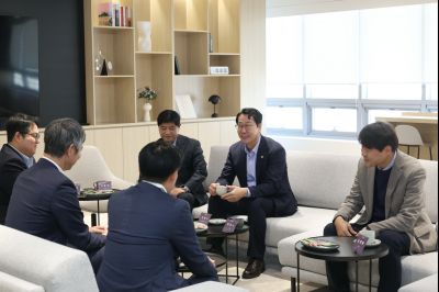 ASMK 제2제조연구혁신센터 방문 C1KS2922_resize.JPG