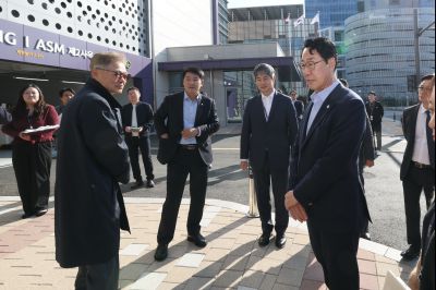 ASMK 제2제조연구혁신센터 방문 C1KS3012_resize.JPG