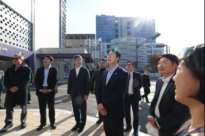 ASMK 제2제조연구혁신센터 방문 C1KS3015_resize.JPG