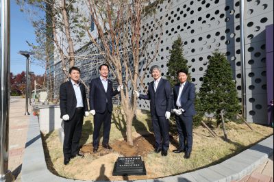 ASMK 제2제조연구혁신센터 방문 C1KS3090_resize.JPG