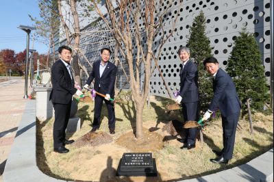 ASMK 제2제조연구혁신센터 방문 C1KS3033_resize.JPG