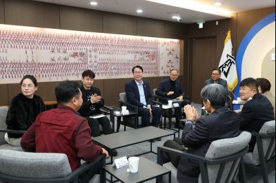 화성시민주평화통일자문위원회 차담 C1KS3985.JPG