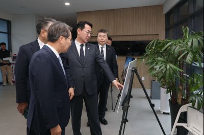 국제테마파크 추진현황 보고 및 상생 협약식 C1KS6298.JPG