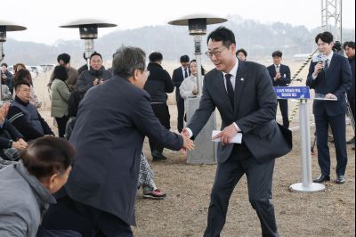 100조+ 투자유치 달성 기념행사 0D0A9808 복사.jpg