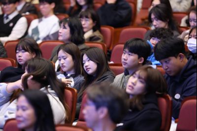 고3 수험생 힐링콘서트 'The First Finale' C1KS7779_resize.JPG