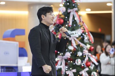 가수 박지헌 버스킹 공연 (홍보 5관왕 이벤트) 0D0A3147.jpg