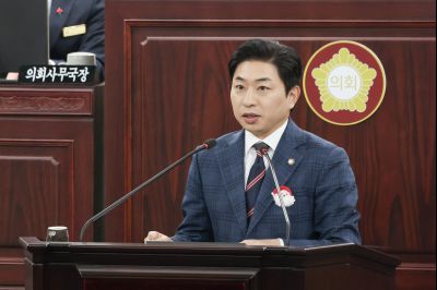 제246회 임시회 제2차 본회의 0D0A5812.jpg