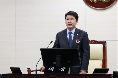 제246회 임시회 제2차 본회의 0D0A5891.jpg