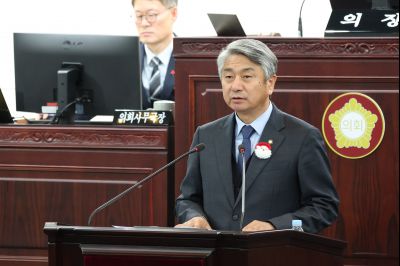 제246회 임시회 제2차 본회의 0D0A5906.jpg