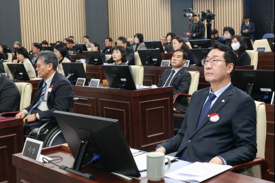 제246회 임시회 제2차 본회의 0D0A5924.jpg