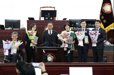 화성시의회 폐회연 C1KS9280.JPG