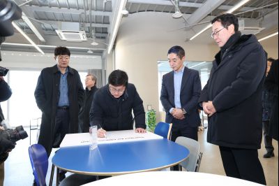 (환경부장관)플라스틱 재활용 현장방문 C1KS0105.JPG