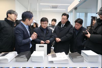 (환경부장관)플라스틱 재활용 현장방문 C1KS0337.JPG