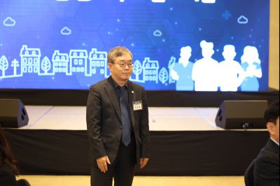 돌봄의료센터 비전 선포식 및 심포지엄 돌봄의료센터 비전 선포식 및 심포지엄_01_resize.jpg