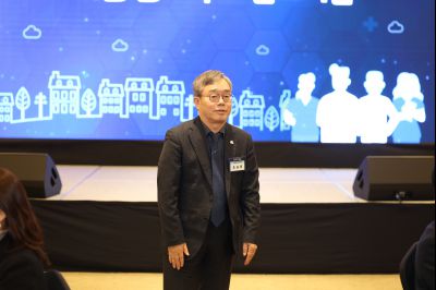 돌봄의료센터 비전 선포식 및 심포지엄 돌봄의료센터 비전 선포식 및 심포지엄_02_resize.jpg