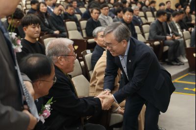 제1부시장 퇴임식 C1KS0658.JPG