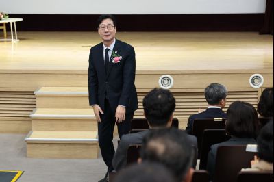 제1부시장 퇴임식 C1KS0691.JPG