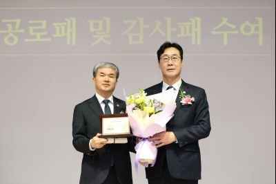 제1부시장 퇴임식 C1KS0722.JPG