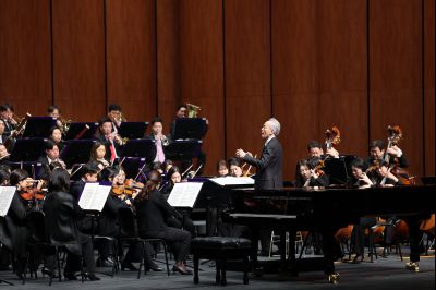 화성예술의전당 초청공연 금난새&성남시립교향악단 갈라 콘서트 C1KS3875.JPG