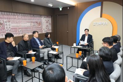 실국장단 차담회 C1KS1396.JPG