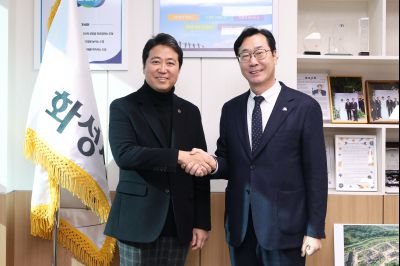 가나 대사 방문 C1KS1544.JPG