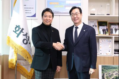 가나 대사 방문 C1KS1548.JPG