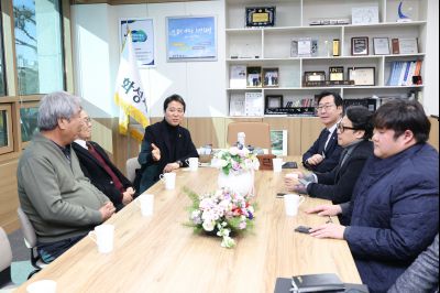 가나 대사 방문 C1KS1592.JPG