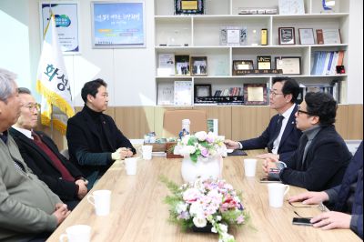 가나 대사 방문 C1KS1609.JPG